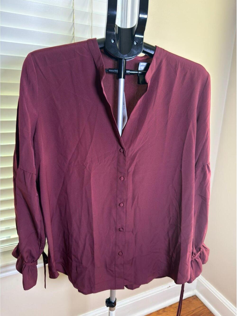 Ann Taylor Burgundy Button Front Blouse Women’s Large Long Sleeve Tie Cuff Top N